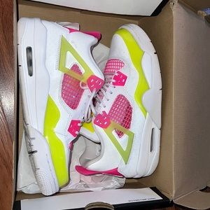 AIR JORDAN 4 RETRO SE LEMON VENOM
